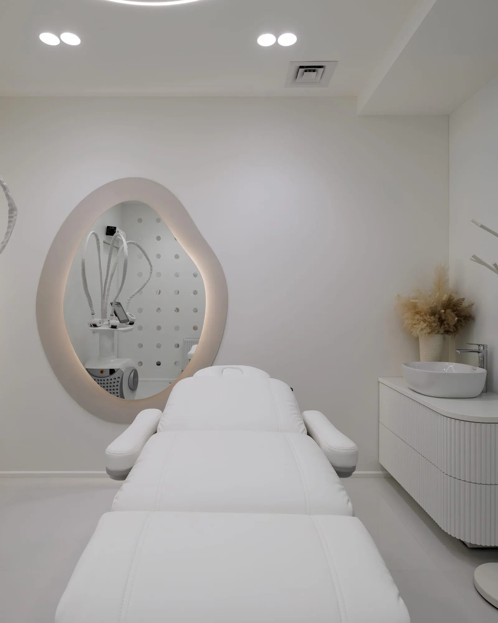 Процедуры для тела, Lia Aesthetic Clinic