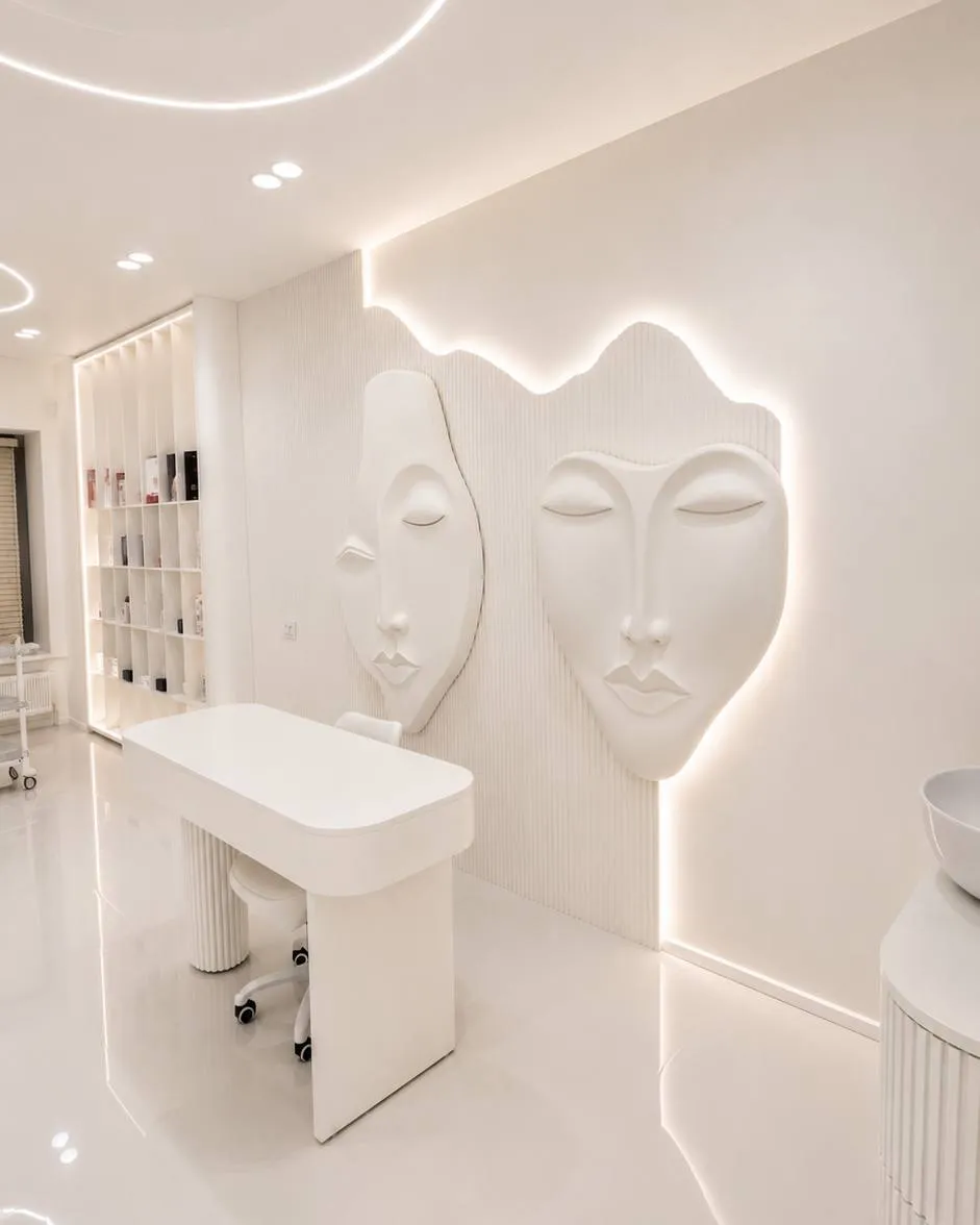 Инъекции, Lia Aesthetic Clinic